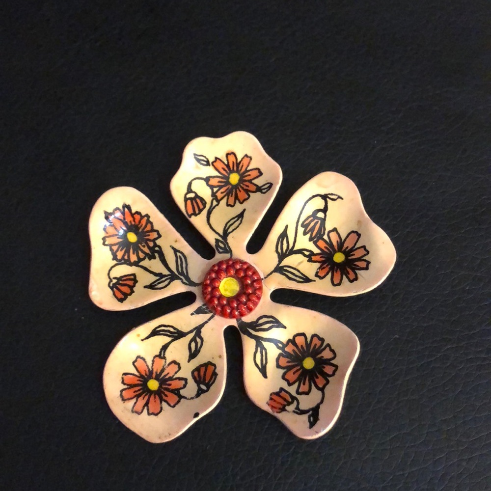Ceramic painted flower pin came from West Germany
